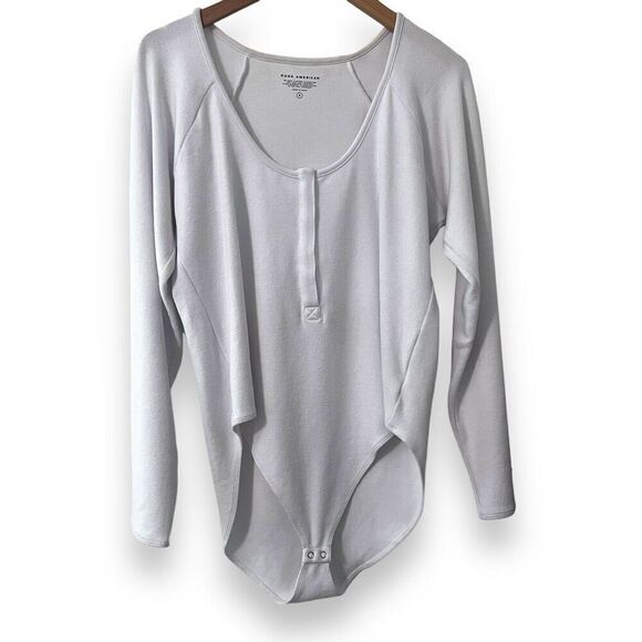 Good American white ribbed Henley bodysuit long sleeve snap closure size 6 FLAWS - Picture 1 of 10
